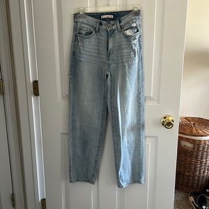 High rise straight leg Jean